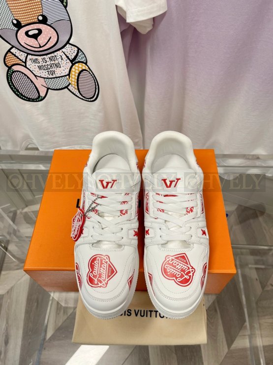 루이비통 니고 LV 트레이너 스니커즈 레드