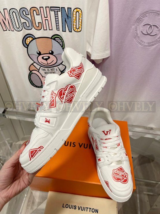 루이비통 니고 LV 트레이너 스니커즈 레드