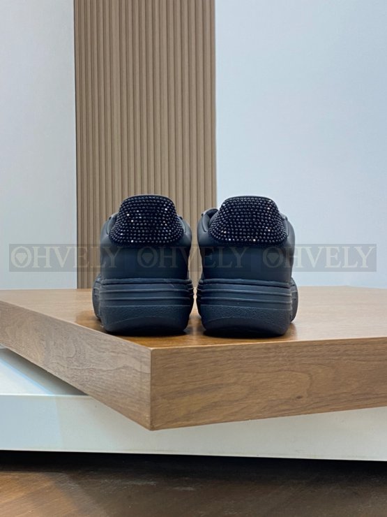 루이비통 그루비 스니커즈