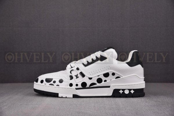 루이비통 x 야요이 쿠사마 LV 트레이너 스니커즈