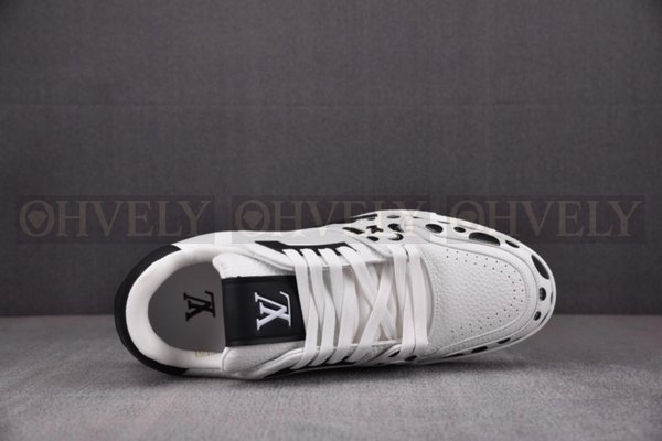 루이비통 x 야요이 쿠사마 LV 트레이너 스니커즈