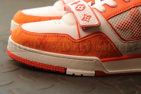 루이비통 LV 트레이너 스니커즈 오렌지