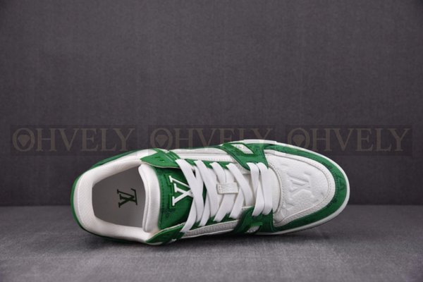 루이비통 LV 트레이너 스니커즈 모노그램