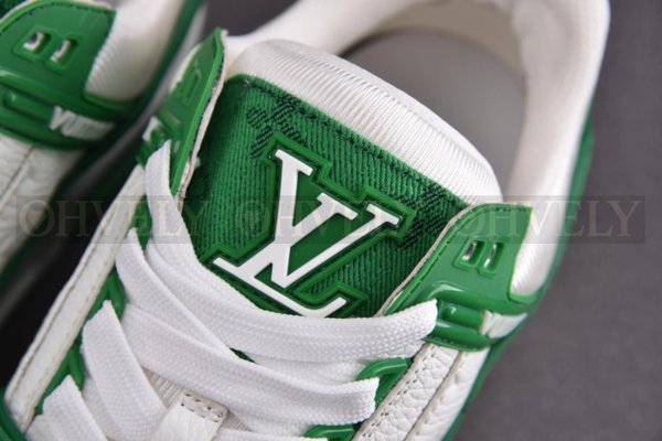 루이비통 LV 트레이너 스니커즈 모노그램