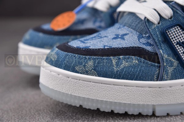 루이비통 LV 트레이너 스니커즈 데님