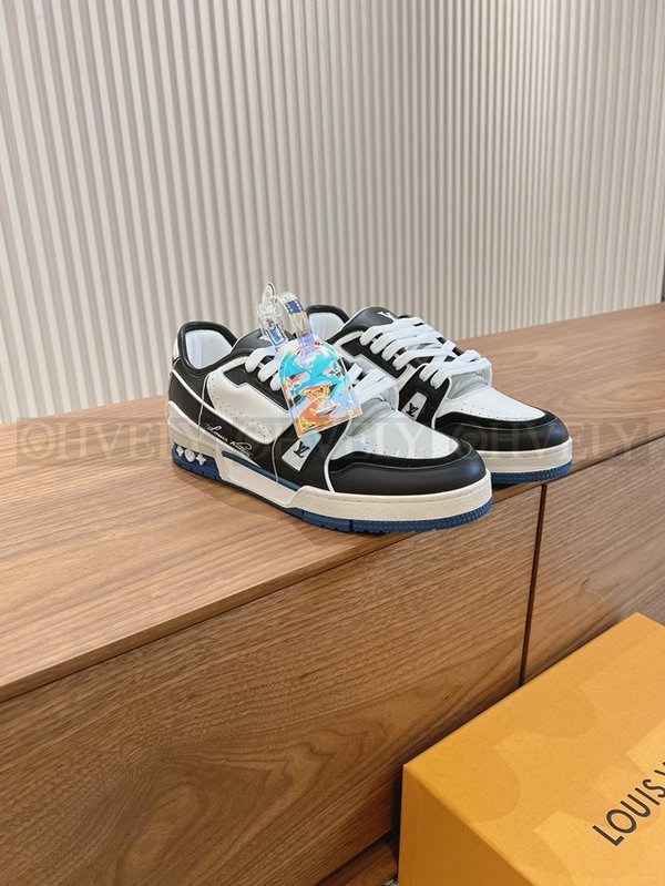 루이비통 LV 트레이너 스니커즈
