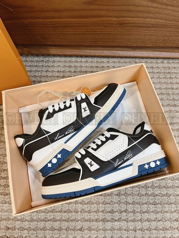 루이비통 LV 트레이너 스니커즈