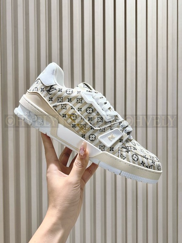 루이비통 LV 트레이너 스니커즈