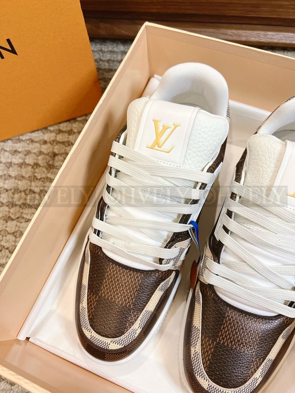 루이비통 LV 트레이너 스니커즈
