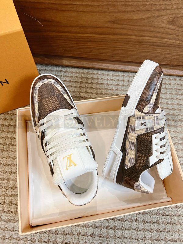 루이비통 LV 트레이너 스니커즈