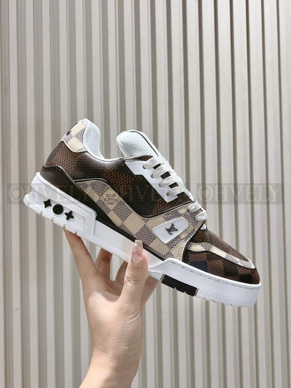 루이비통 LV 트레이너 스니커즈