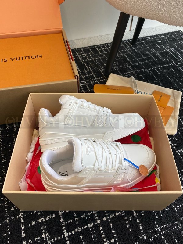 루이비통 LV 트레이너 스니커즈