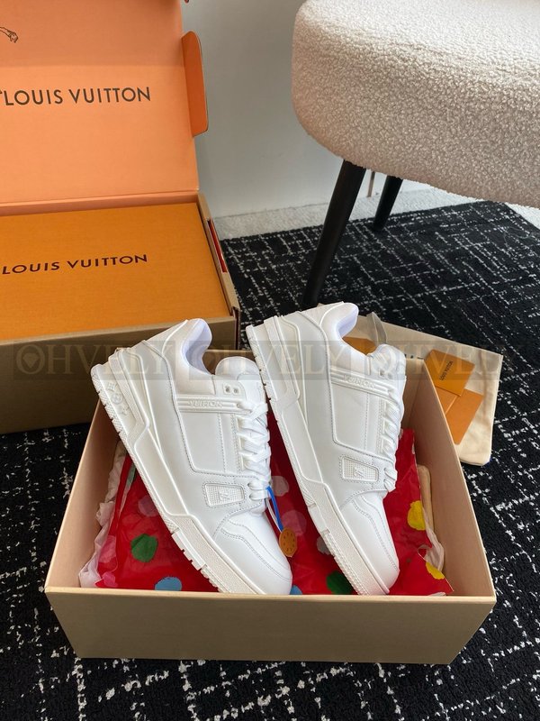 루이비통 LV 트레이너 스니커즈