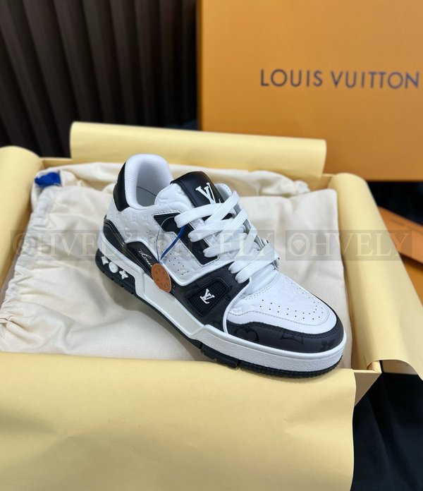 루이비통 LV 트레이너 스니커즈
