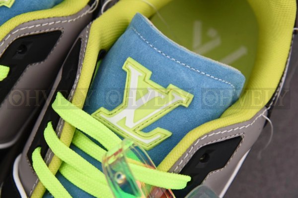 루이비통 LV 트레이너 스니커즈