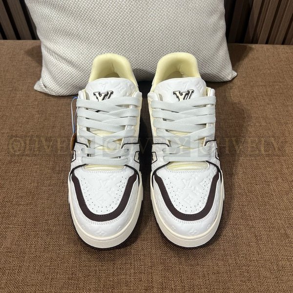 루이비통 LV 트레이너 스니커즈