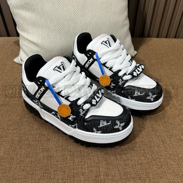 루이비통 LV 트레이너 맥시 스니커즈 모노그램