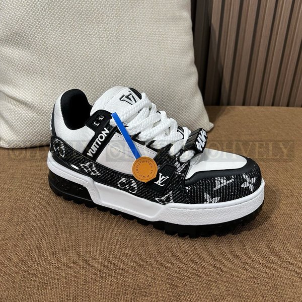 루이비통 LV 트레이너 맥시 스니커즈 모노그램