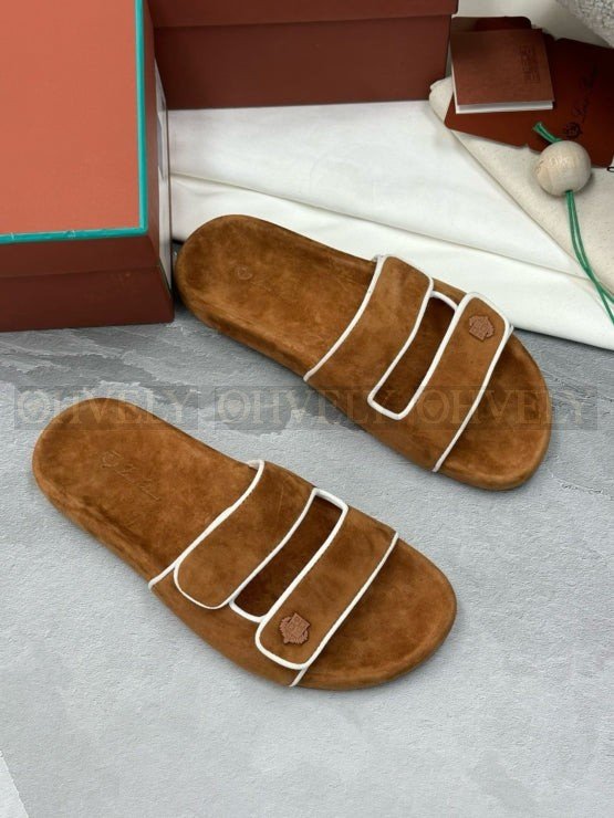 로로피아나 와이키키 슬립온 브라운