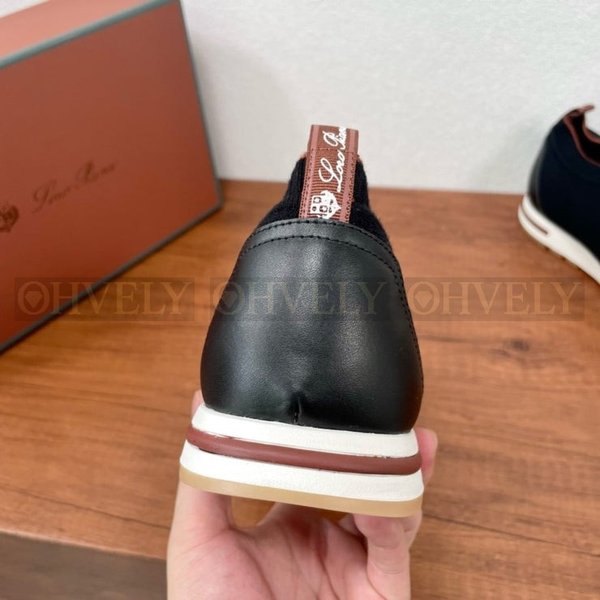 로로피아나 360LP 플렉시 스니커즈 블랙