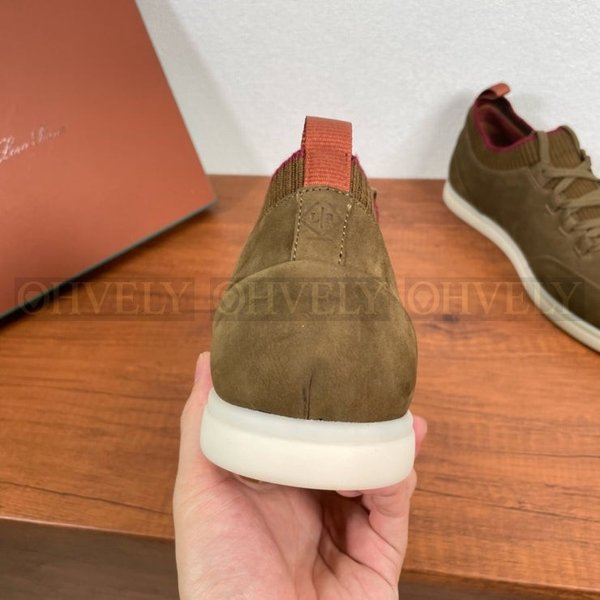 로로피아나 소호 워크 스니커즈 티 라이칸