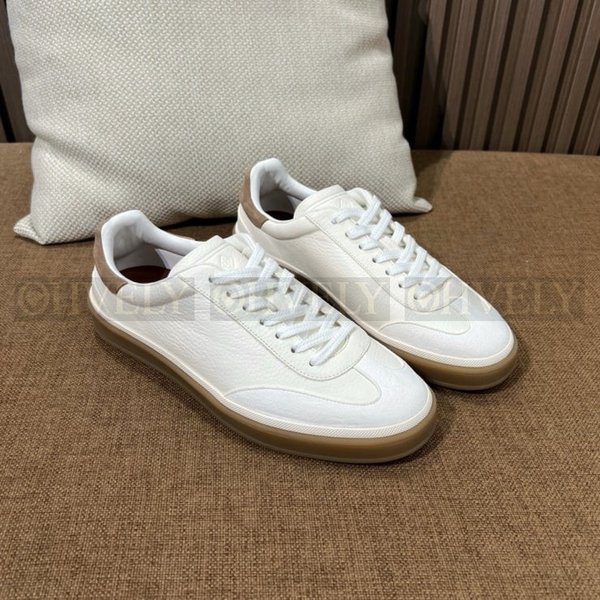 로로피아나 테니스 워크 슈즈 화이트