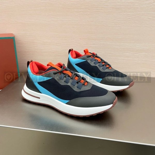 로로피아나 위크앤드 워크 윈드 스니커즈 블루