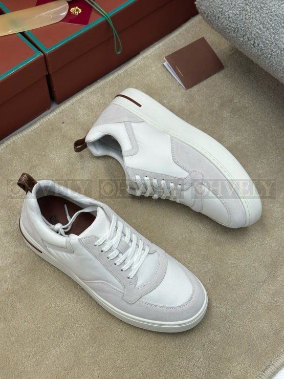 로로피아나 뉴포트 워크 윈드 스니커즈 화이트