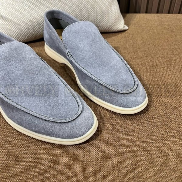 로로피아나 썸머워크 블루