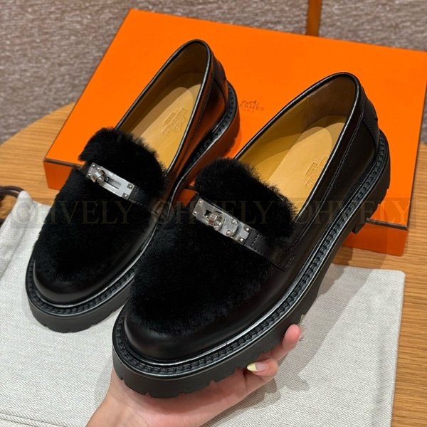 에르메스 Icone 시어링 로퍼