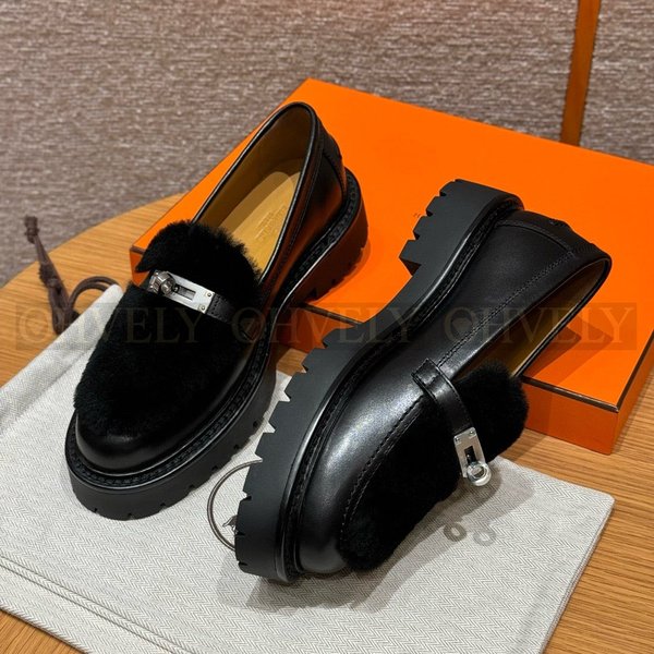 에르메스 Icone 시어링 로퍼