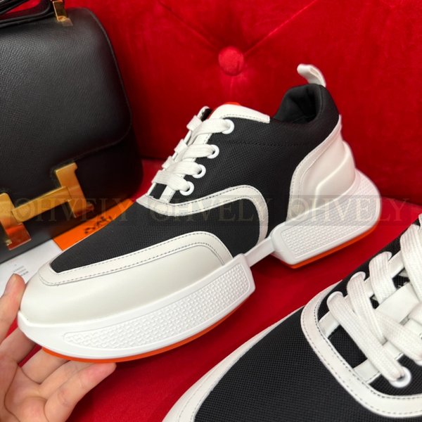 에르메스 기가 스니커즈 느와