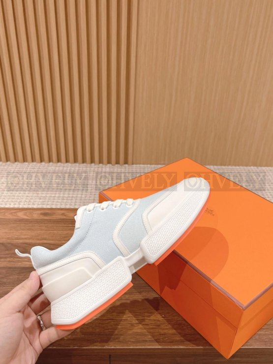 에르메스 기가 스니커즈 스카이