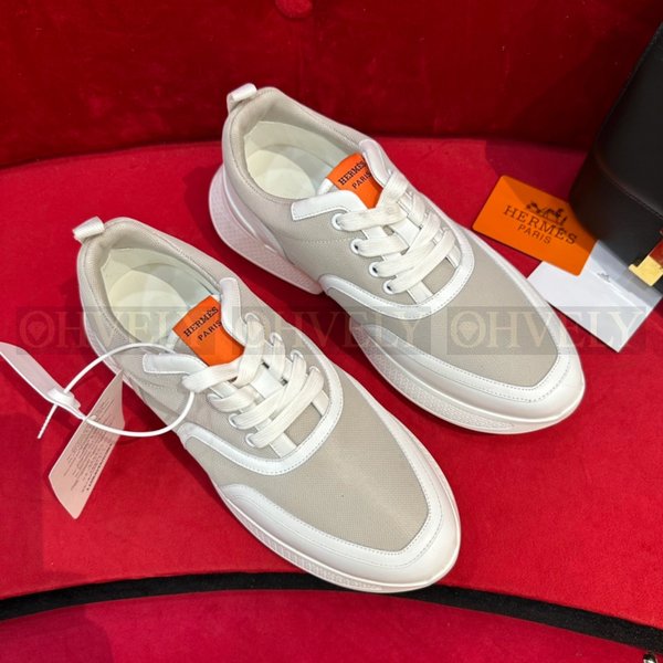 에르메스 기가 스니커즈 아이보리
