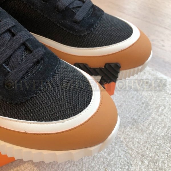 에르메스 바운싱 스니커즈 멀티컬러 느와