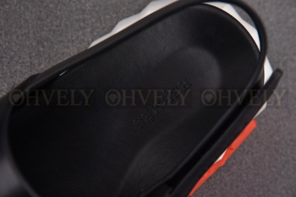 에르메스 일렉트릭 샌들 블랙