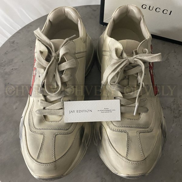 구찌 라이톤 입술