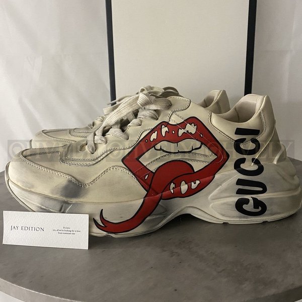 구찌 라이톤 입술