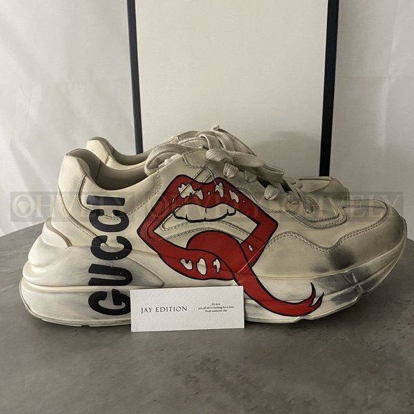 구찌 라이톤 입술