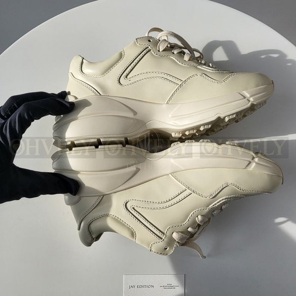 구찌 라이톤 띠로고