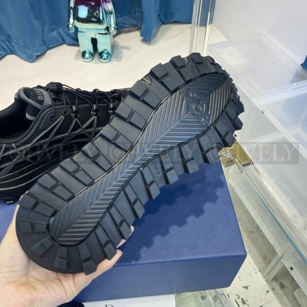 디올 B31 러너 스니커즈 테크니컬 메쉬