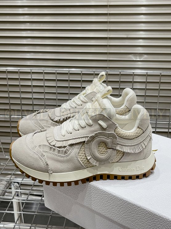 디올 C'est 에크루 스니커즈