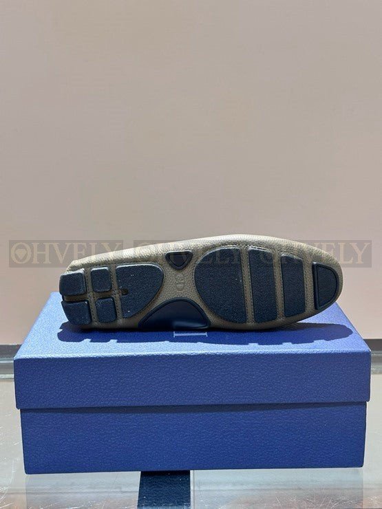 디올 오데온 로퍼 베이지