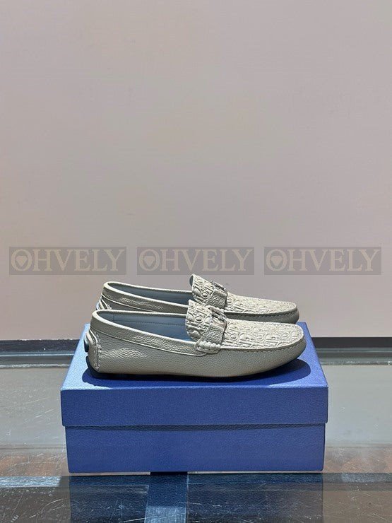 디올 오데온 로퍼 베이지