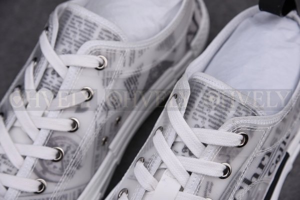디올 x 다니엘 아샴 B23 로우탑 스니커즈 화이트 캔버스 뉴스프린트