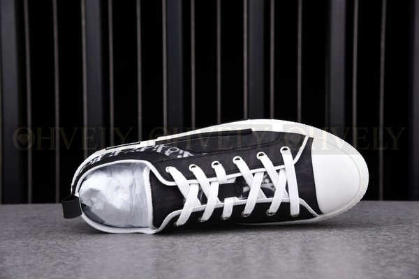 디올 B23 로우탑 스니커즈