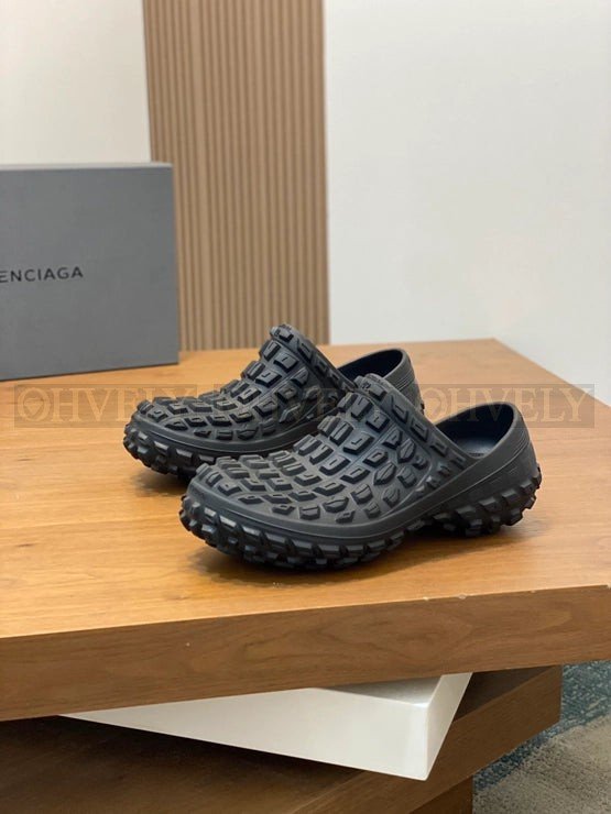 발렌시아가 바운서 클로그 블랙