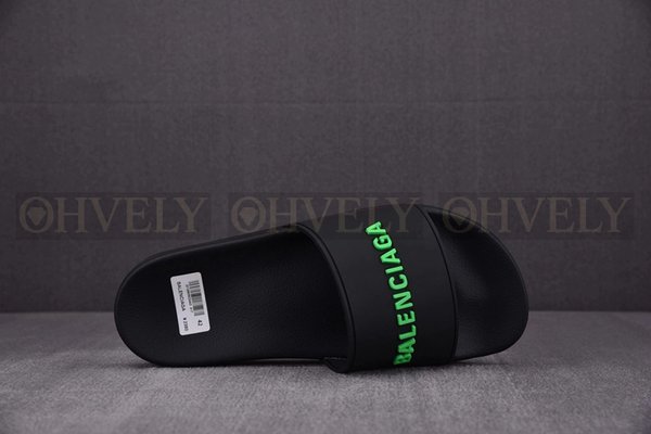 발렌시아가 블랙 그린 풀 슬라이드 샌들