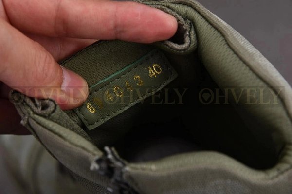 발렌시아가 컴뱃 스트라이크 20mm 부츠 카키