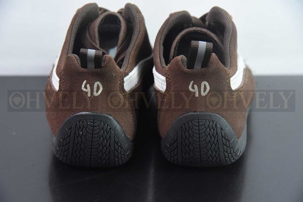 발렌시아가 x 푸마 스피드캣 스웨이드 브라운 화이트